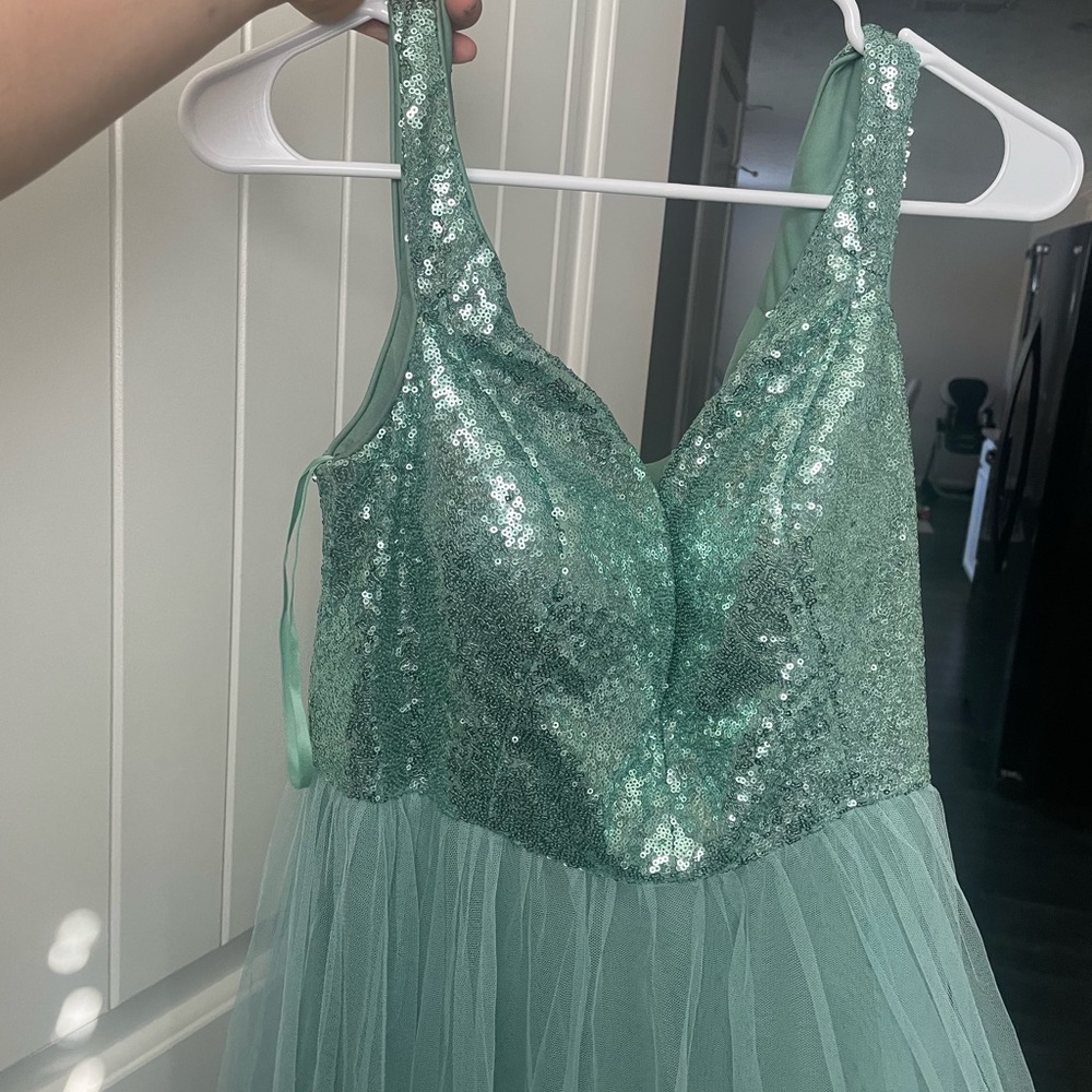Prom style dress size 14